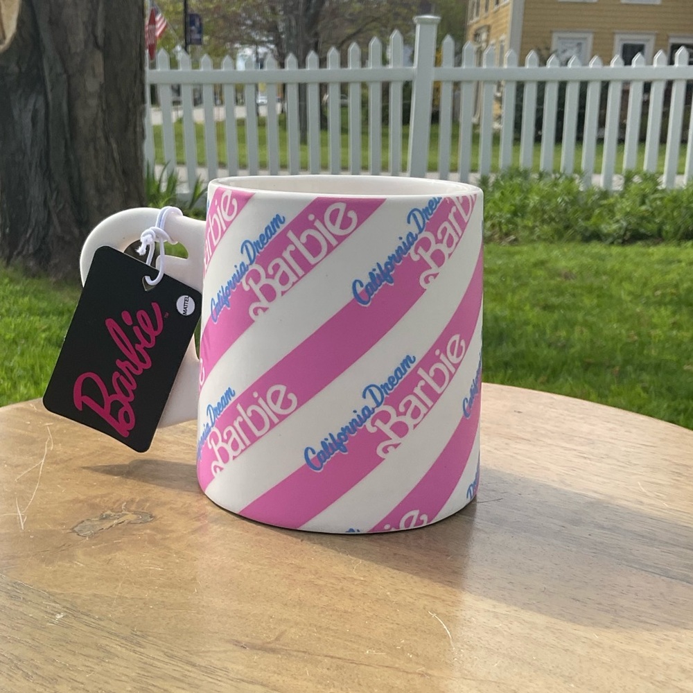 💕Barbie Ceramic California Dream Mug